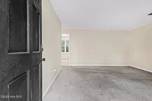 6213 Sabine Dr, Fayetteville, NC 28303 - Photo 5