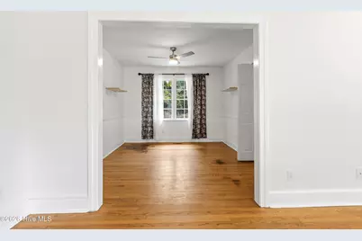 1610 Crescent Drive, Elizabeth City, NC 27909 - Photo 11