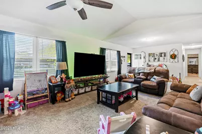 121 E Eason Drive, Rockingham, NC 28379 - Photo 7