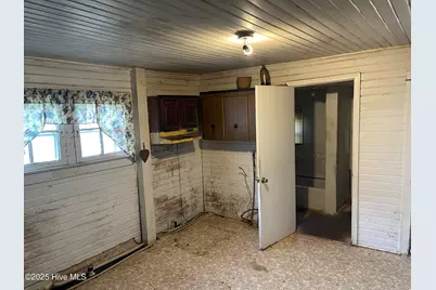 416 Catherine Street, Hertford, NC 27944 - Photo 9