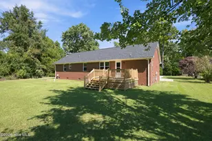 4425 Rivershore Dr, New Bern, NC 28560 - Photo 3
