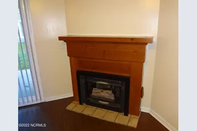 135 W Victoria Court #B, Greenville, NC 27834 - Photo 11