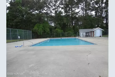 135 W Victoria Court #B, Greenville, NC 27834 - Photo 29