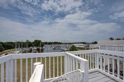 4016 Marina Townes Drive, New Bern, NC 28560 - Photo 17