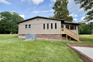 1201 J T Heath Rd, Williamston, NC 27892 - Photo 9