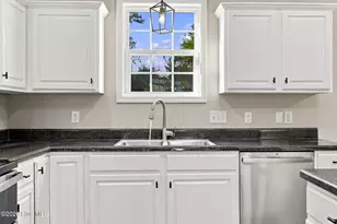 901 Jade Ln, Winterville, NC 28590 - Photo 27