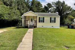 601 New River Dr, Jacksonville, NC 28540 - Photo 1