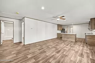 209 Sycamore Rd, Southport, NC 28461 - Photo 5