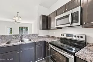 131 Beacon Woods Dr, Holly Ridge, NC 28445 - Photo 5