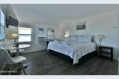 619 Lake Park Boulevard S, Carolina Beach, NC 28428 - Photo 9