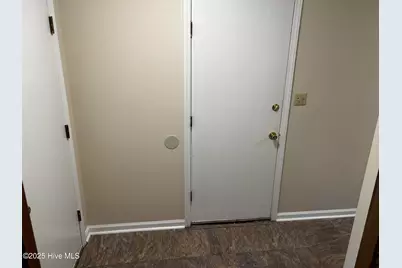 1003 Stillwood Circle, Jacksonville, NC 28540 - Photo 3