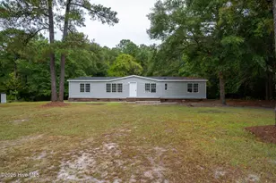 111 E Dunn St, Sneads Ferry, NC 28460 - Photo 29