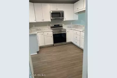 6035 Inland Greens Drive, Wilmington, NC 28405 - Photo 5