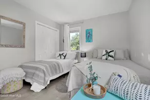 1143 S Topsail Dr, Surf City, NC 28445 - Photo 31