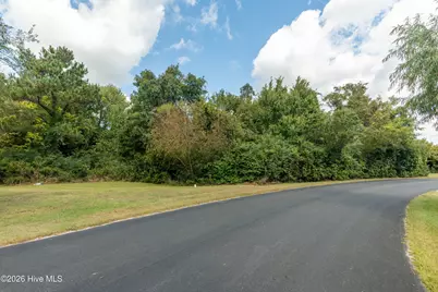 602 Seafarers Court, Holly Ridge, NC 28445 - Photo 3