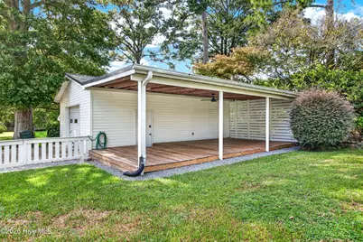 1309 Phillips Avenue, New Bern, NC 28562 - Photo 45