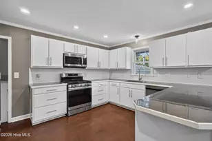 1309 Phillips Ave, New Bern, NC 28562 - Photo 15