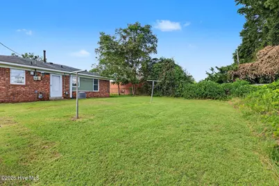 2913 Spaulding Drive, Wilmington, NC 28405 - Photo 3