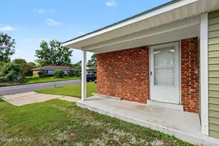 2913 Spaulding Dr, Wilmington, NC 28405 - Photo 15