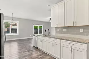 3052 Candlelight Dr, Fayetteville, NC 28311 - Photo 13