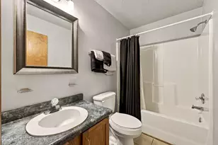 117 Hale St, Windsor, NC 27983 - Photo 33