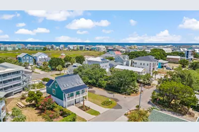 300 Georgia Avenue, Carolina Beach, NC 28428 - Photo 3
