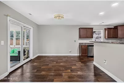 700 Ingram Court, Jacksonville, NC 28540 - Photo 9