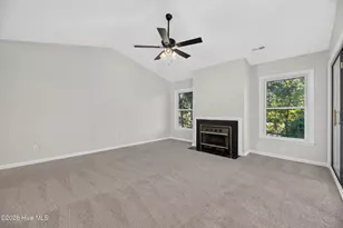 126 W Victoria Ct, Greenville, NC 27834 - Photo 21