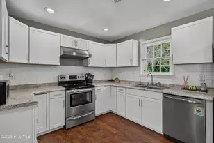 606 Duke Ct, Jacksonville, NC 28546 - Photo 11