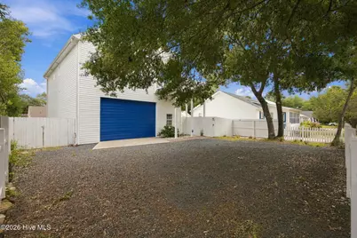 162 NE 5th Street, Oak Island, NC 28465 - Photo 21