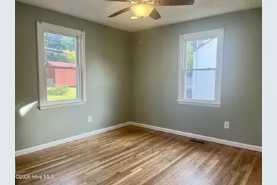 529 W Chapin Road, Aberdeen, NC 28315 - Photo 19