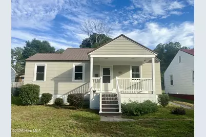 529 W Chapin Road, Aberdeen, NC 28315 - Photo 1