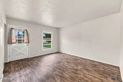 206 Sheffield Road, Jacksonville, NC 28546 - Photo 5