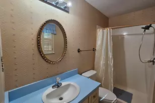 105 Lake Dr, Clinton, NC 28328 - Photo 19