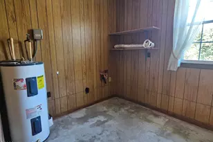 105 Lake Dr, Clinton, NC 28328 - Photo 21
