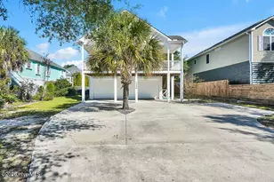 1206 E Oak Island Dr, Oak Island, NC 28465 - Photo 1