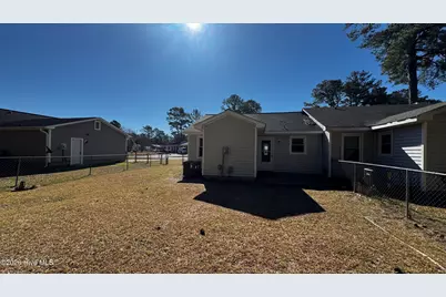 218 Cedar Creek Drive, Jacksonville, NC 28540 - Photo 17