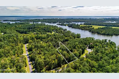 71 Queen Anne's Court, Oriental, NC 28571 - Photo 1
