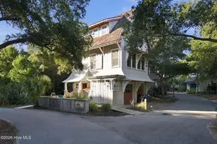 1 Sumners Crescent, Southport, NC 28461 - Photo 1
