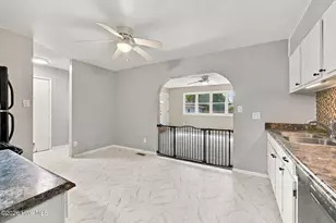 205 Shamrock Dr, Jacksonville, NC 28540 - Photo 9
