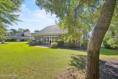 323 Crown Pointe Drive, Hampstead, NC 28443 - Photo 41
