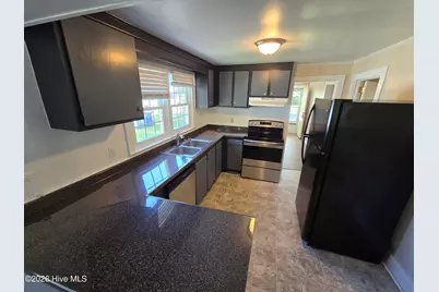509 S Shore Drive, Jacksonville, NC 28540 - Photo 5
