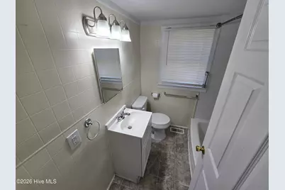 509 S Shore Drive, Jacksonville, NC 28540 - Photo 7