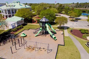 313 Cannonsgate Dr, Newport, NC 28570 - Photo 9