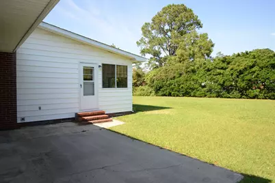 200 Fenton Place, Jacksonville, NC 28540 - Photo 3