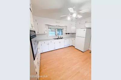 200 Fenton Place, Jacksonville, NC 28540 - Photo 21