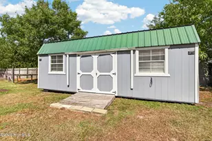 317 Cinnamon Dr, Hubert, NC 28539 - Photo 39