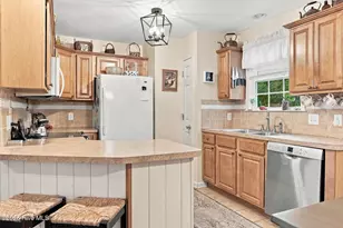 2900 E Lakeview Dr SW, Supply, NC 28462 - Photo 15
