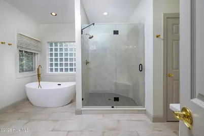 305 Taberna Circle, New Bern, NC 28562 - Photo 5