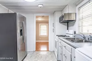 407 Ward St, Laurinburg, NC 28352 - Photo 9